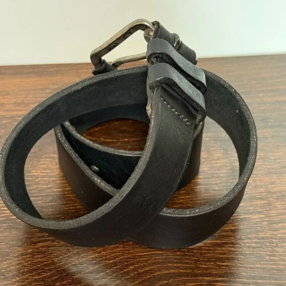 Leather black silver Women’s Belt medium 28-32” 1 1/4”
